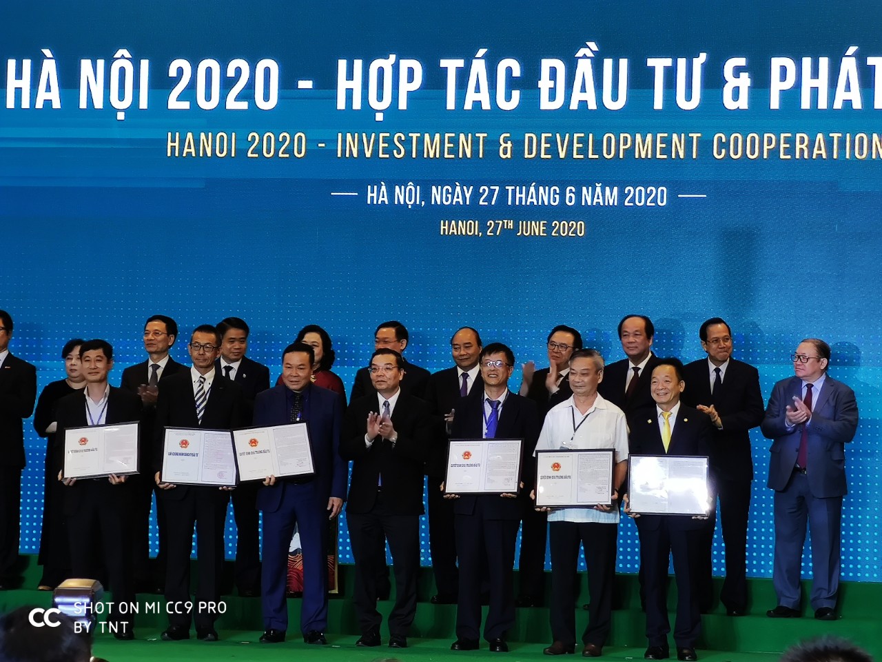 TRAO QUYẾT ĐỊNH CHỦ TRƯƠNG ĐẦU TƯ DỰ ÁN CỤM CÔNG NGHIỆP KIM BÀI